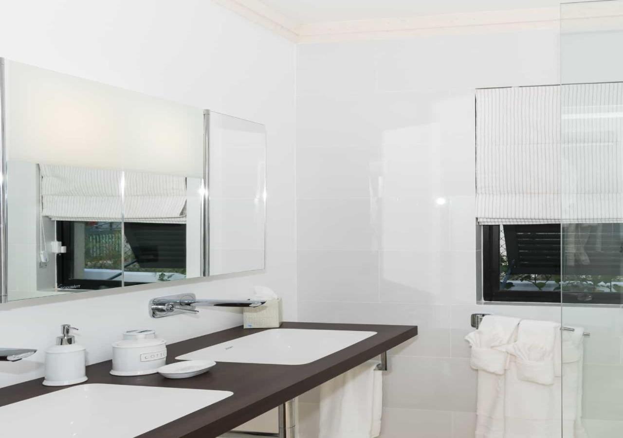 Mirador Barbados By Mc Luxury Rentals Saint James Ngoại thất bức ảnh